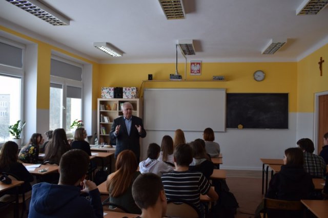 Uniwersytecka lekcja w Jagielle - spotkanie z poezją Herberta